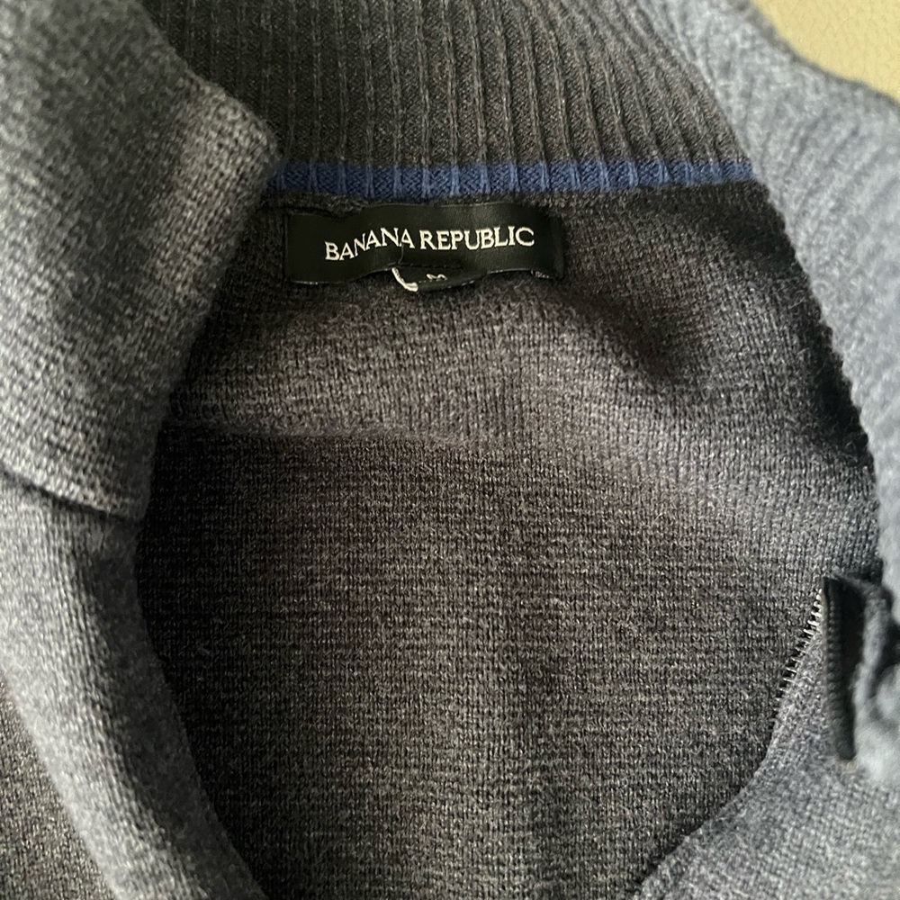 Banana Republic Gray Zip Up Sweater